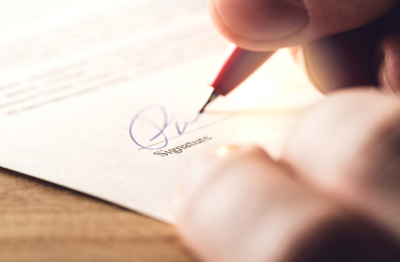 authentifier-signature-traducteur-assermente
